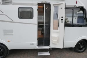 Hymer BMC-I 580 | Mercedes-Benz | 9G automaat | Enkele bedden | 3x Accu