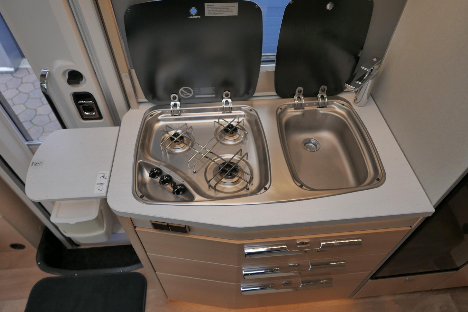 Hymer BMC-I 580 | Mercedes-Benz | 9G automaat | Enkele bedden | 3x Accu