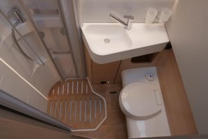 Hymer BMC-I 580 | Mercedes-Benz | 9G automaat | Enkele bedden | 3x Accu
