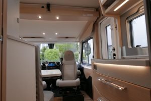 Hymer BMC-I 580 | Mercedes-Benz | 9G automaat | Enkele bedden | 3x Accu