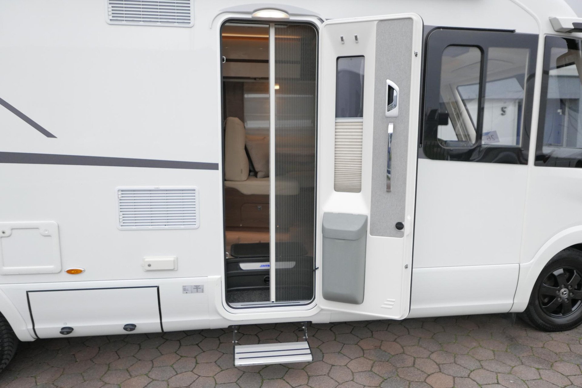 Hymer BML-I 780 MasterLine | Levelsysteem | Lithium | Airco | Enkele bedden