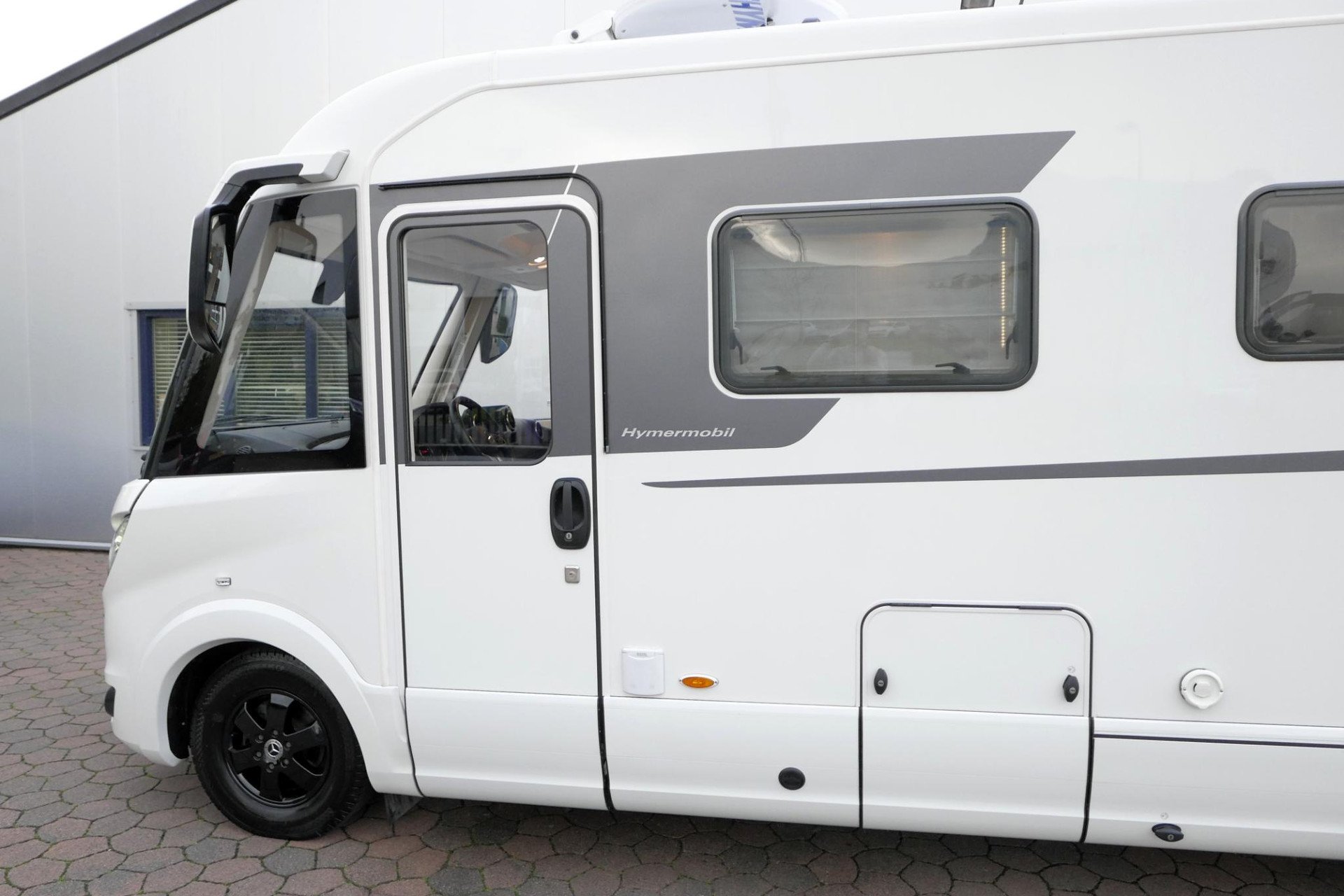 Hymer BML-I 780 MasterLine | Levelsysteem | Lithium | Airco | Enkele bedden