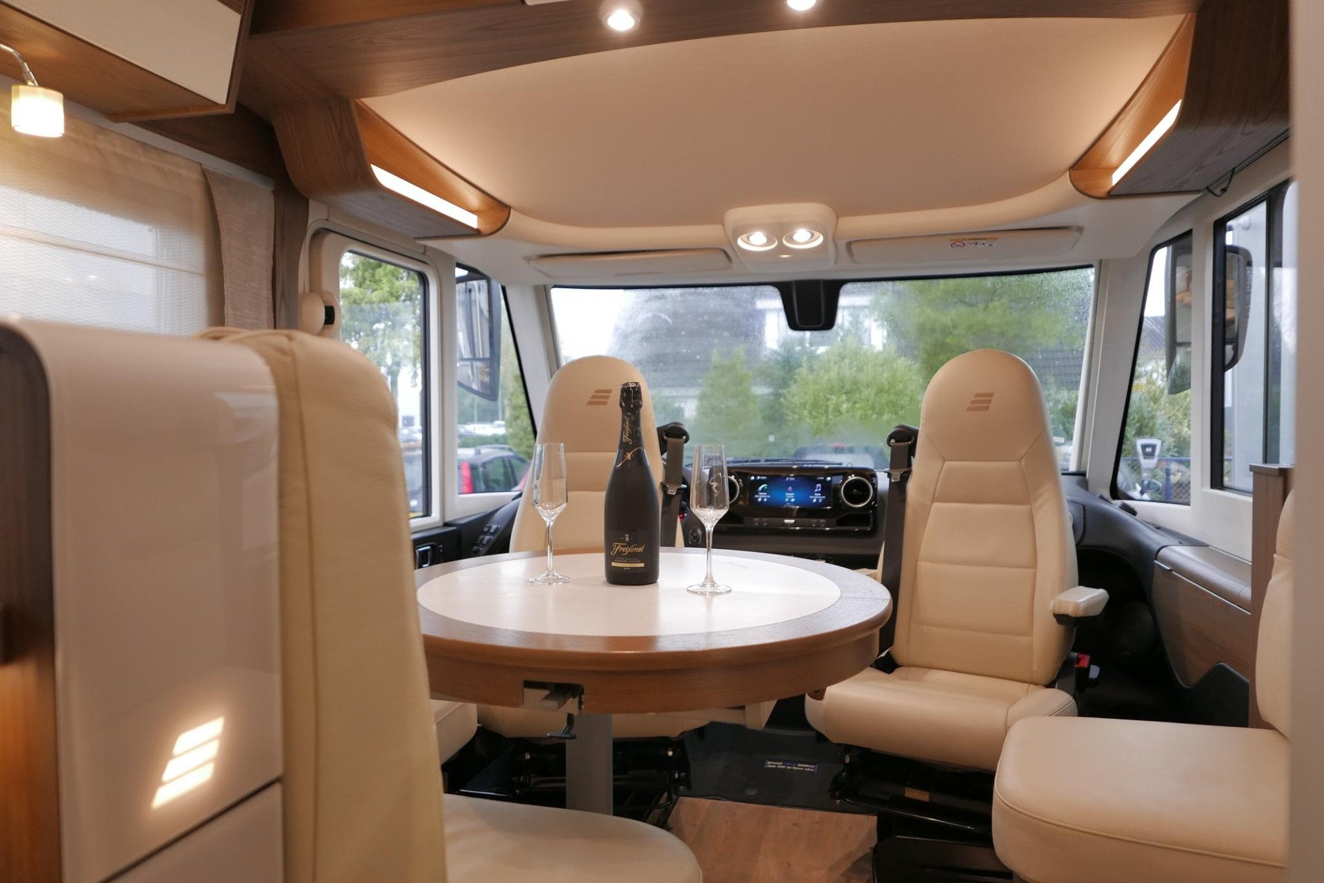 Hymer BML-I 780 MasterLine | Levelsysteem | Lithium | Airco | Enkele bedden