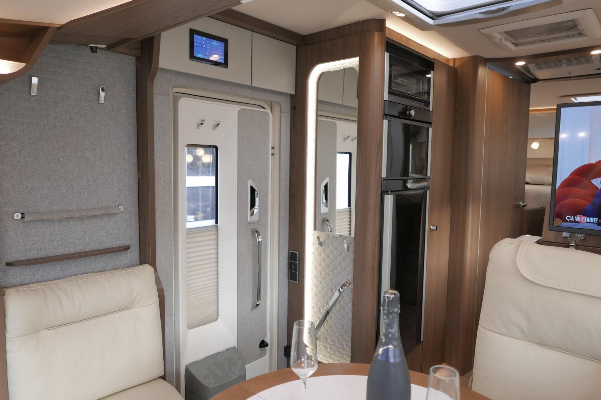 Hymer BML-I 780 MasterLine | Levelsysteem | Lithium | Airco | Enkele bedden