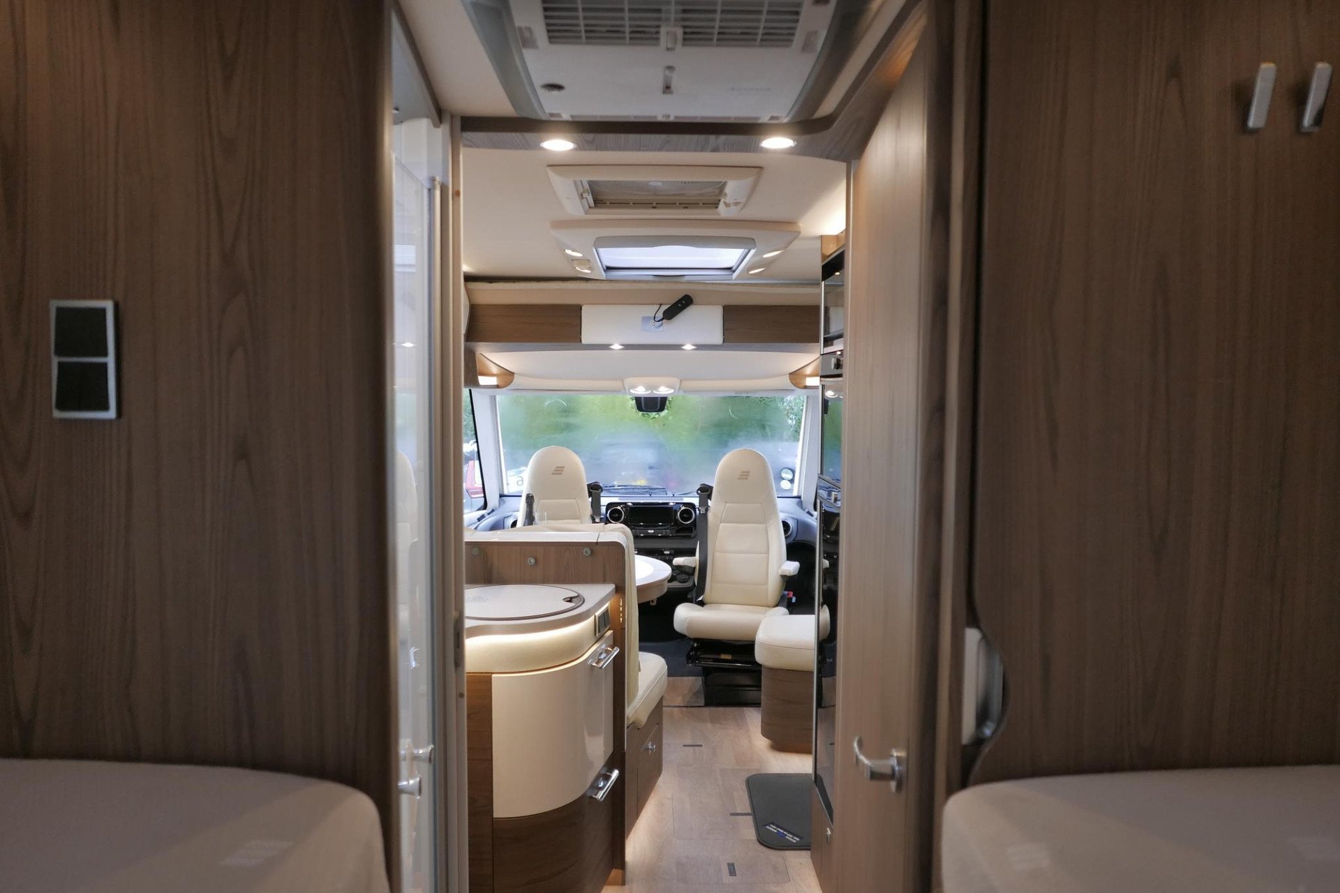 Hymer BML-I 780 MasterLine | Levelsysteem | Lithium | Airco | Enkele bedden