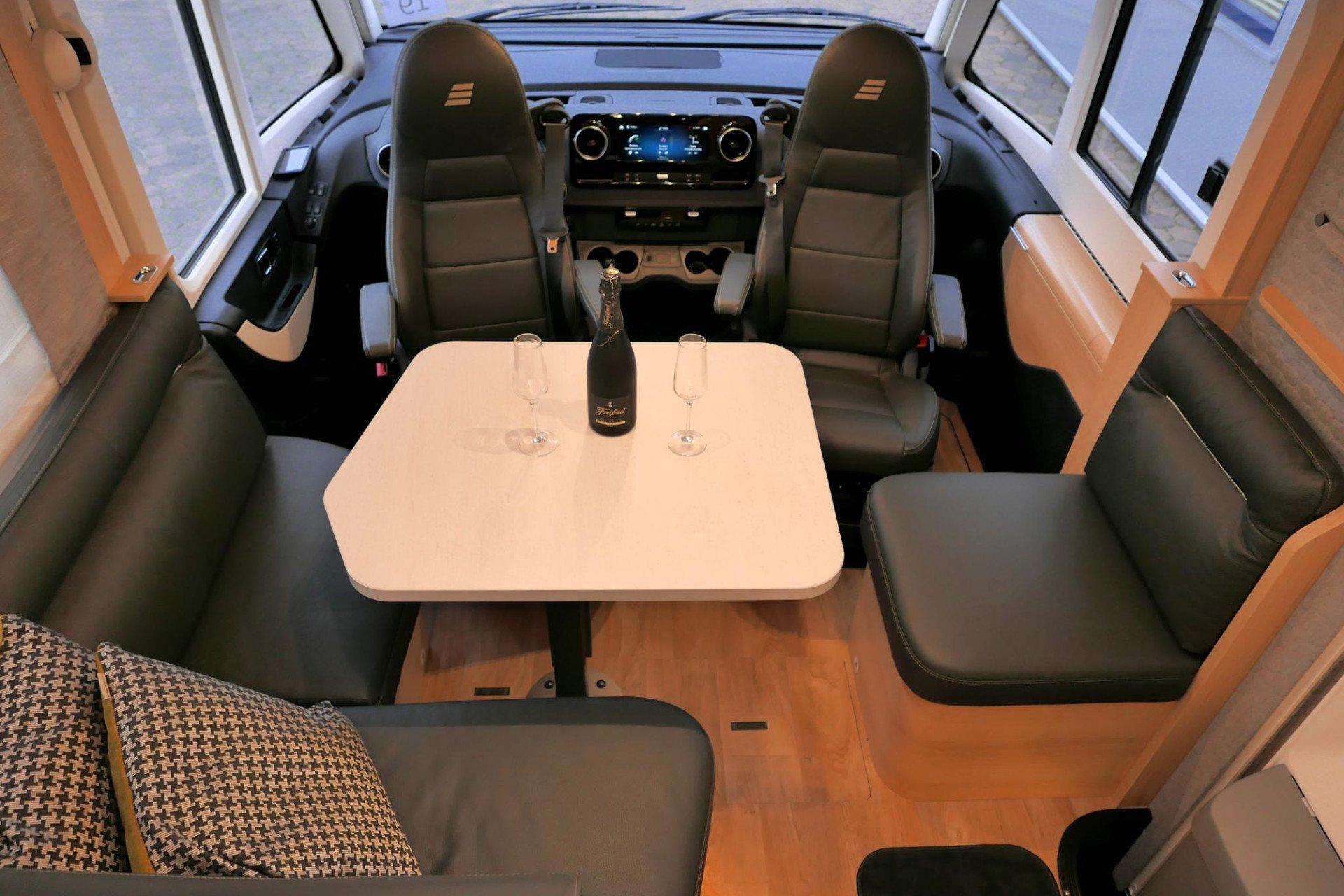 Hymer BML-I 780 MasterLine | NIEUW | Levelsysteem | 300 Lithium |