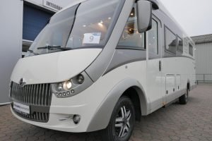 Carthago Chic C-Line I 5.0 QB L | Levelsysteem | Bovenkastjes | Queensbed