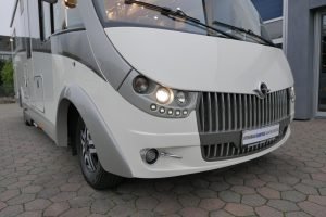 Carthago Chic C-Line I 5.0 QB L | Levelsysteem | Bovenkastjes | Queensbed