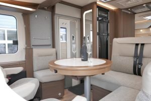 Hymer BML-I 780 MasterLine | Levelsysteem | Lithium | Airco | Enkele bedden