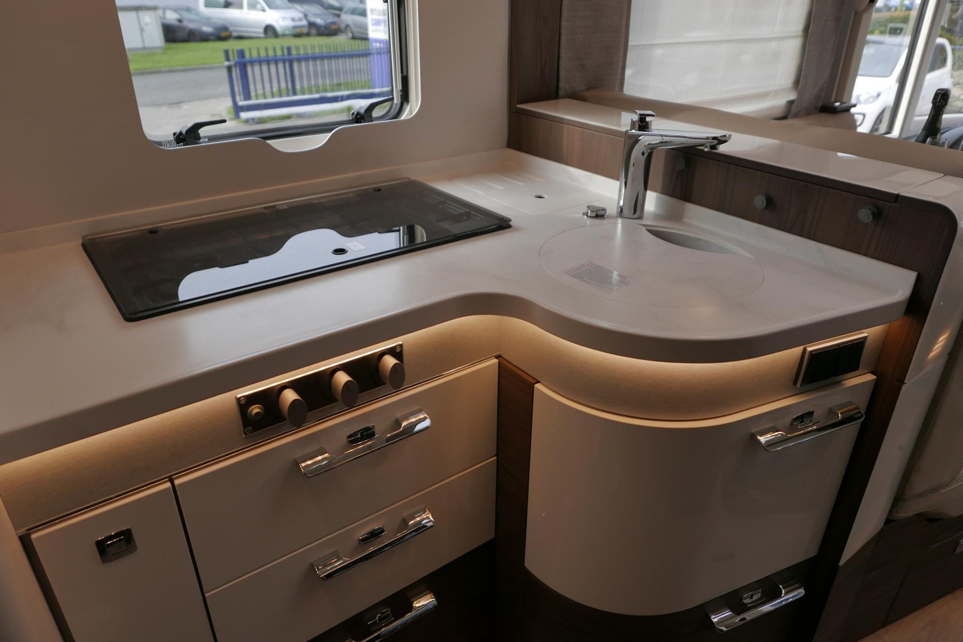 Hymer BML-I 780 MasterLine | Levelsysteem | Lithium | Airco | Enkele bedden