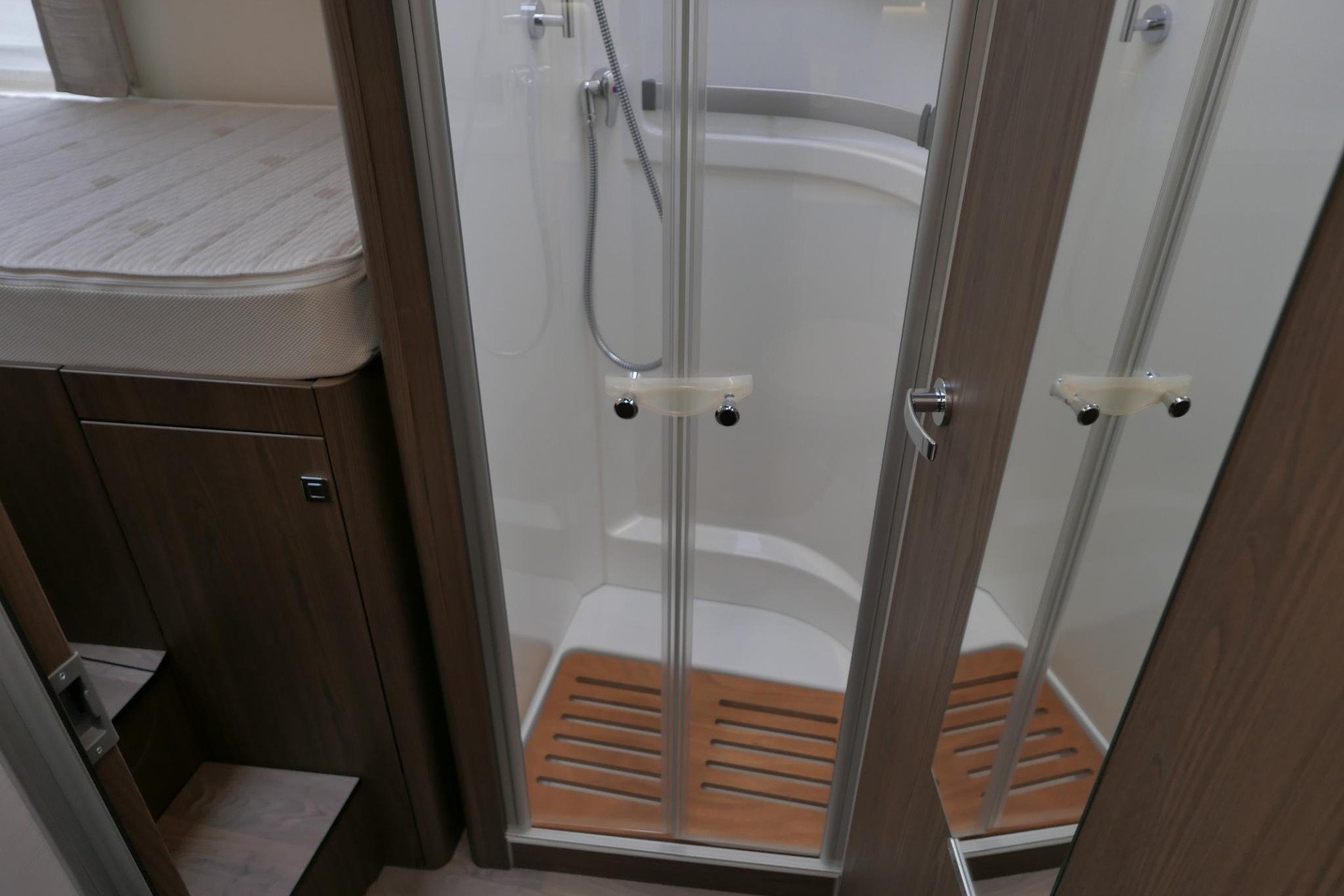 Hymer BML-I 780 MasterLine | Levelsysteem | Lithium | Airco | Enkele bedden