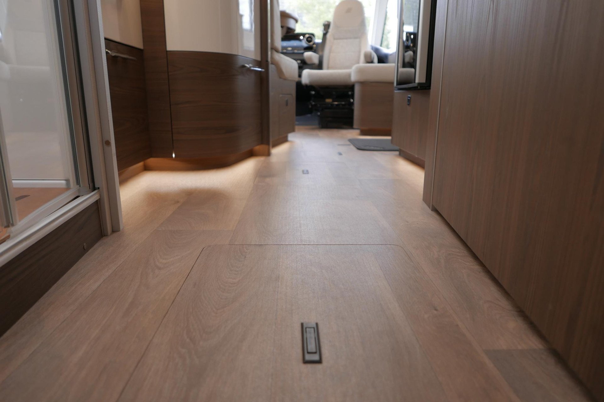 Hymer BML-I 780 MasterLine | Levelsysteem | Lithium | Airco | Enkele bedden