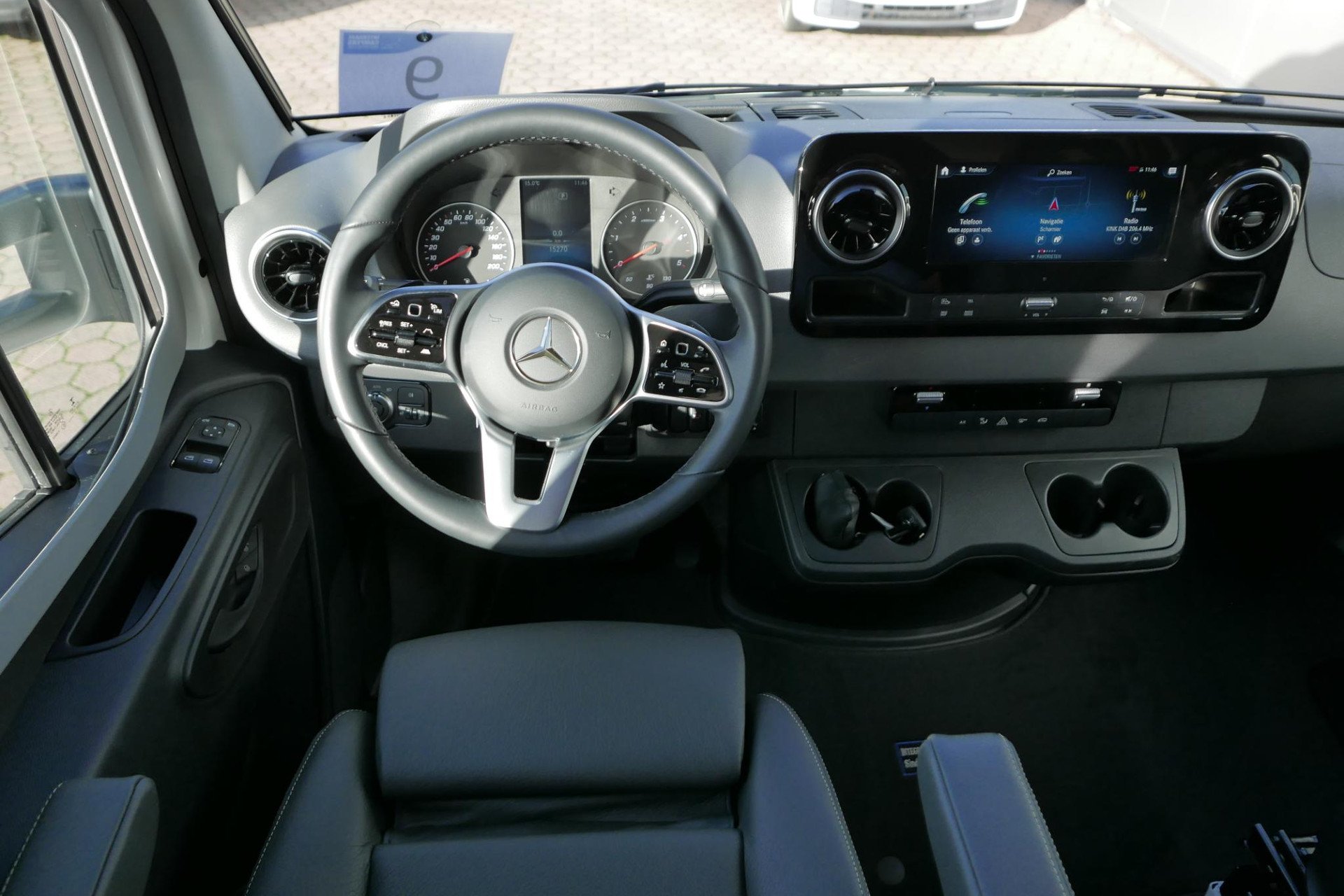 Hymer BMC-T 600 WhiteLine | Mercedes | Levelsysteem | Lithium | Airco