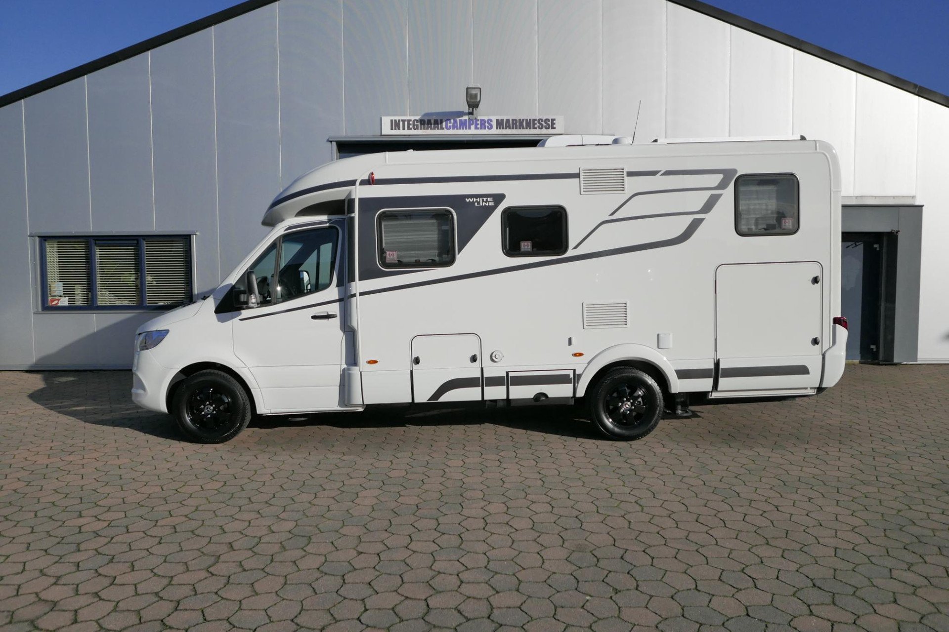Hymer BMC-T 600 WhiteLine | Mercedes | Levelsysteem | Lithium | Airco