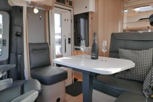 Hymer BMC-T 600 WhiteLine | Mercedes | Levelsysteem | Lithium | Airco