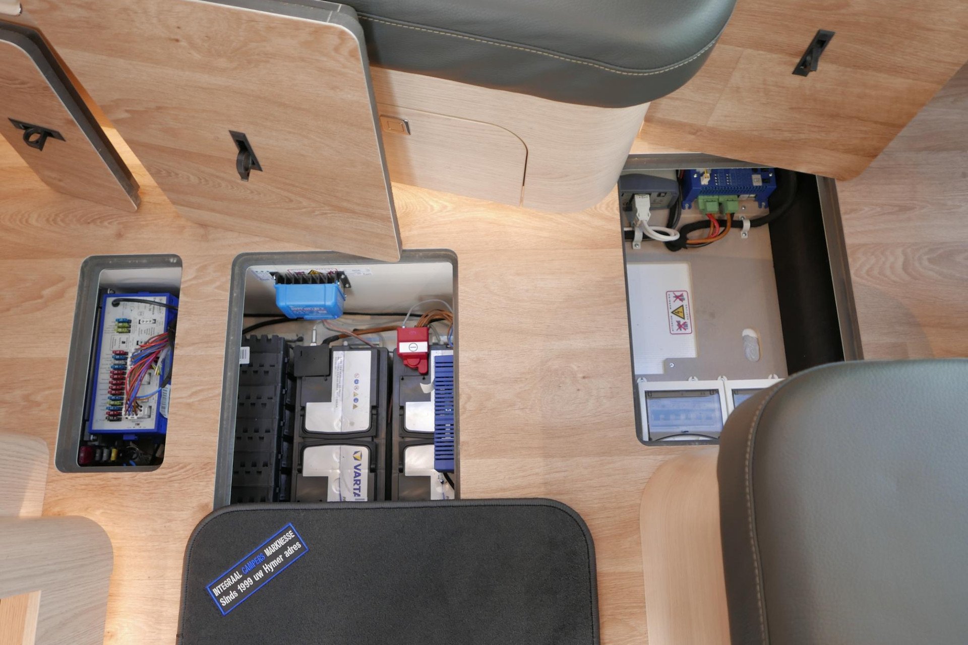 Hymer BMC-T 600 WhiteLine | Mercedes | Levelsysteem | Lithium | Airco