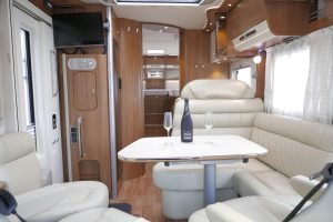 Hymer B 678 PL PremiumLine | Automaat | Levelsysteem | Enkele bedden