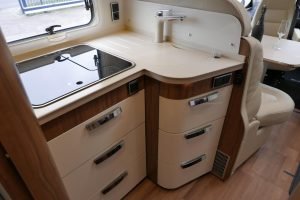 Hymer B 678 PL PremiumLine | Automaat | Levelsysteem | Enkele bedden