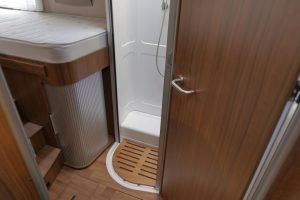 Hymer B 678 PL PremiumLine | Automaat | Levelsysteem | Enkele bedden