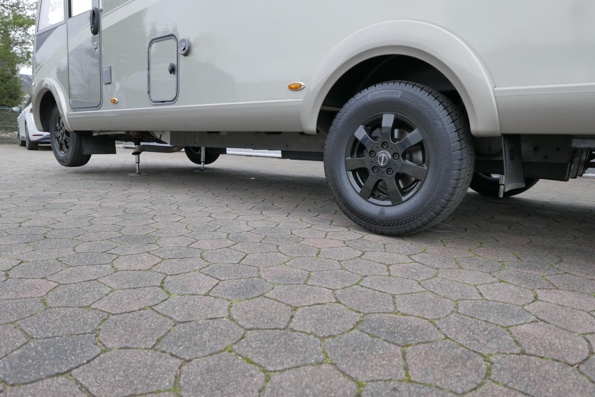 Hymer B 678 PL PremiumLine | Automaat | Levelsysteem | Enkele bedden