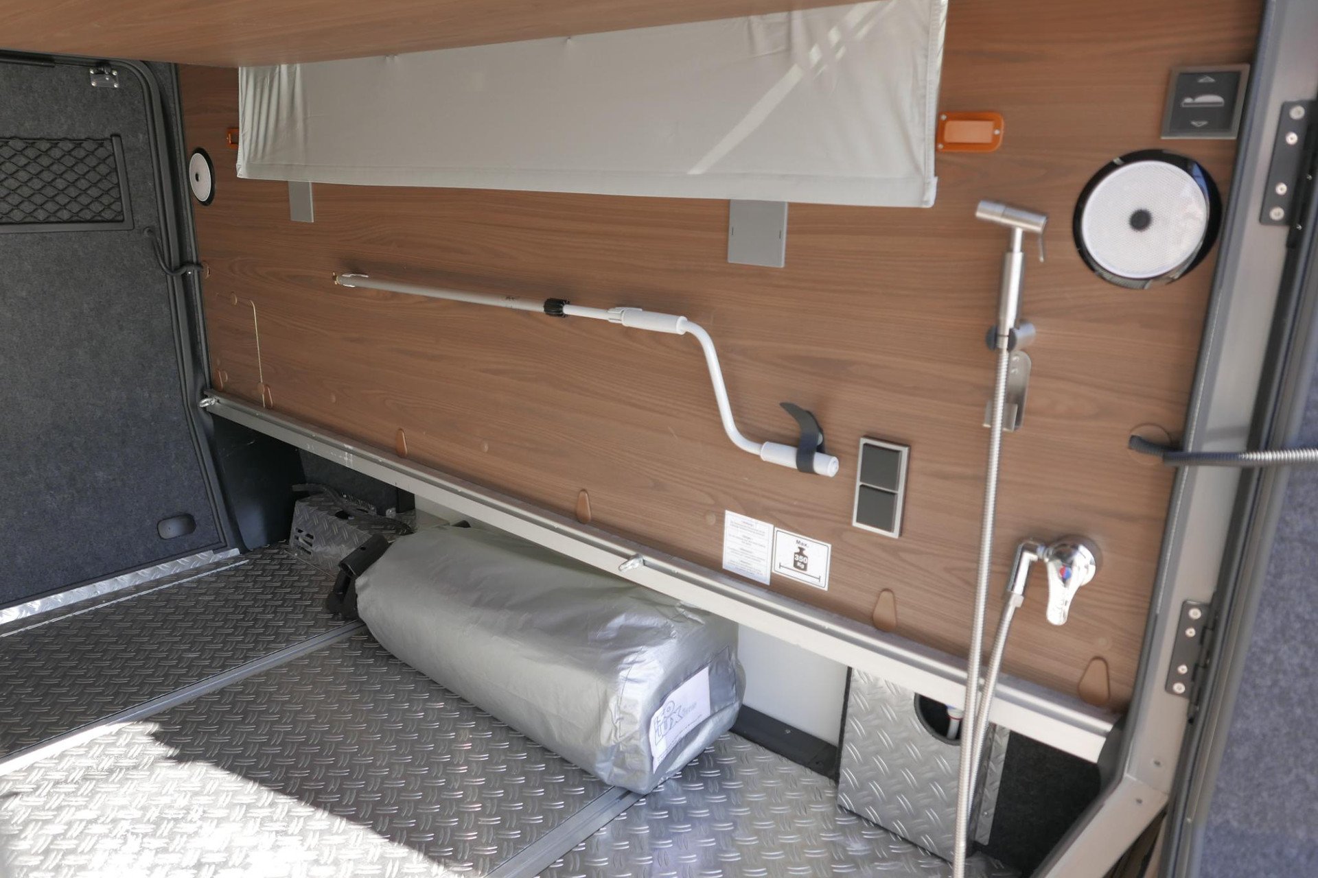 Hymer BML-I 790 MasterLine | Queensbed | Levelsysteem | Hefbed | Lithium |