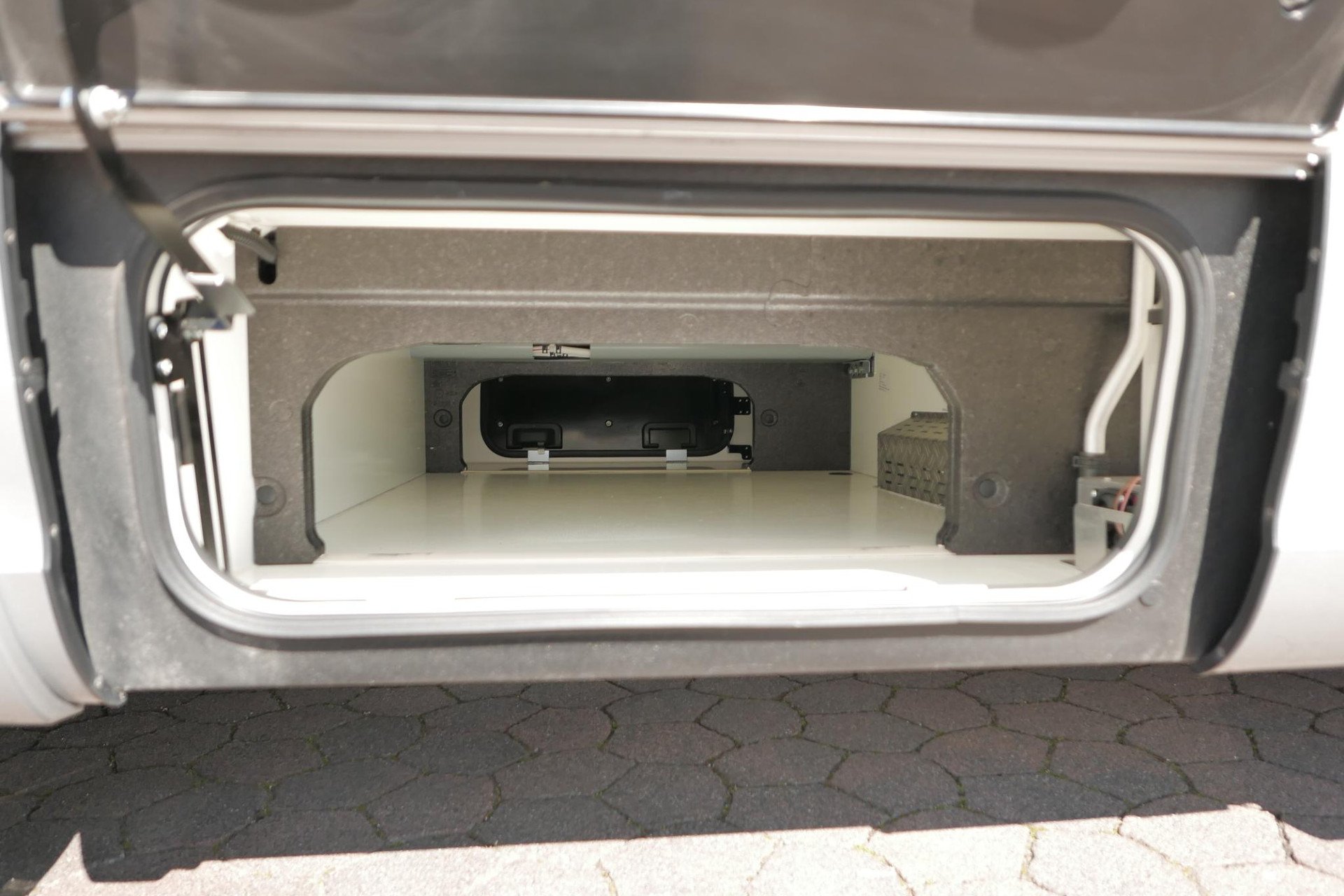 Hymer BML-I 790 MasterLine | Queensbed | Levelsysteem | Hefbed | Lithium |