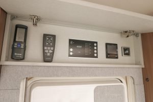 Hymer BML-I 790 MasterLine | Queensbed | Levelsysteem | Hefbed | Lithium |