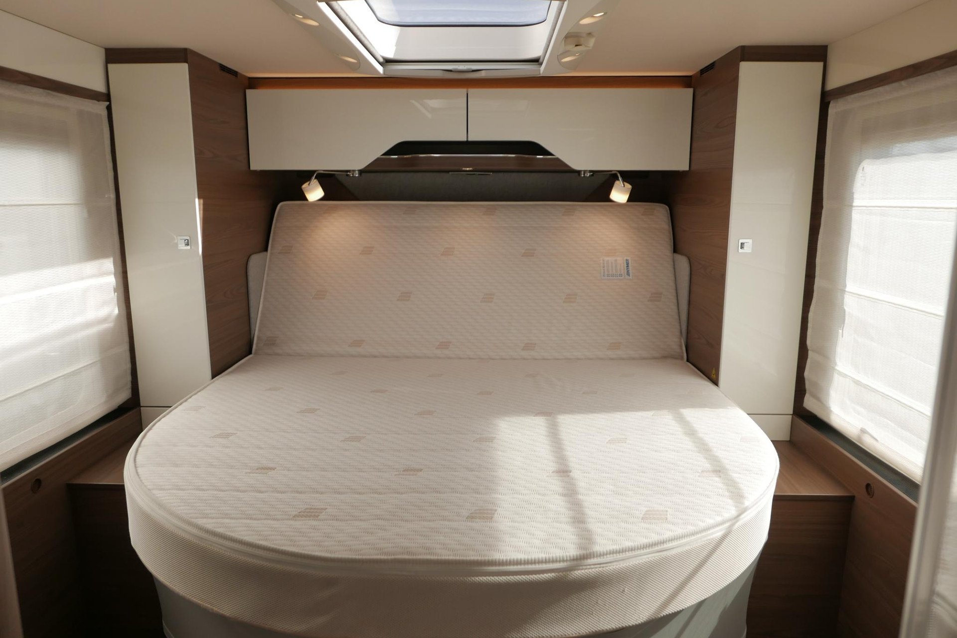 Hymer BML-I 790 MasterLine | Queensbed | Levelsysteem | Hefbed | Lithium |