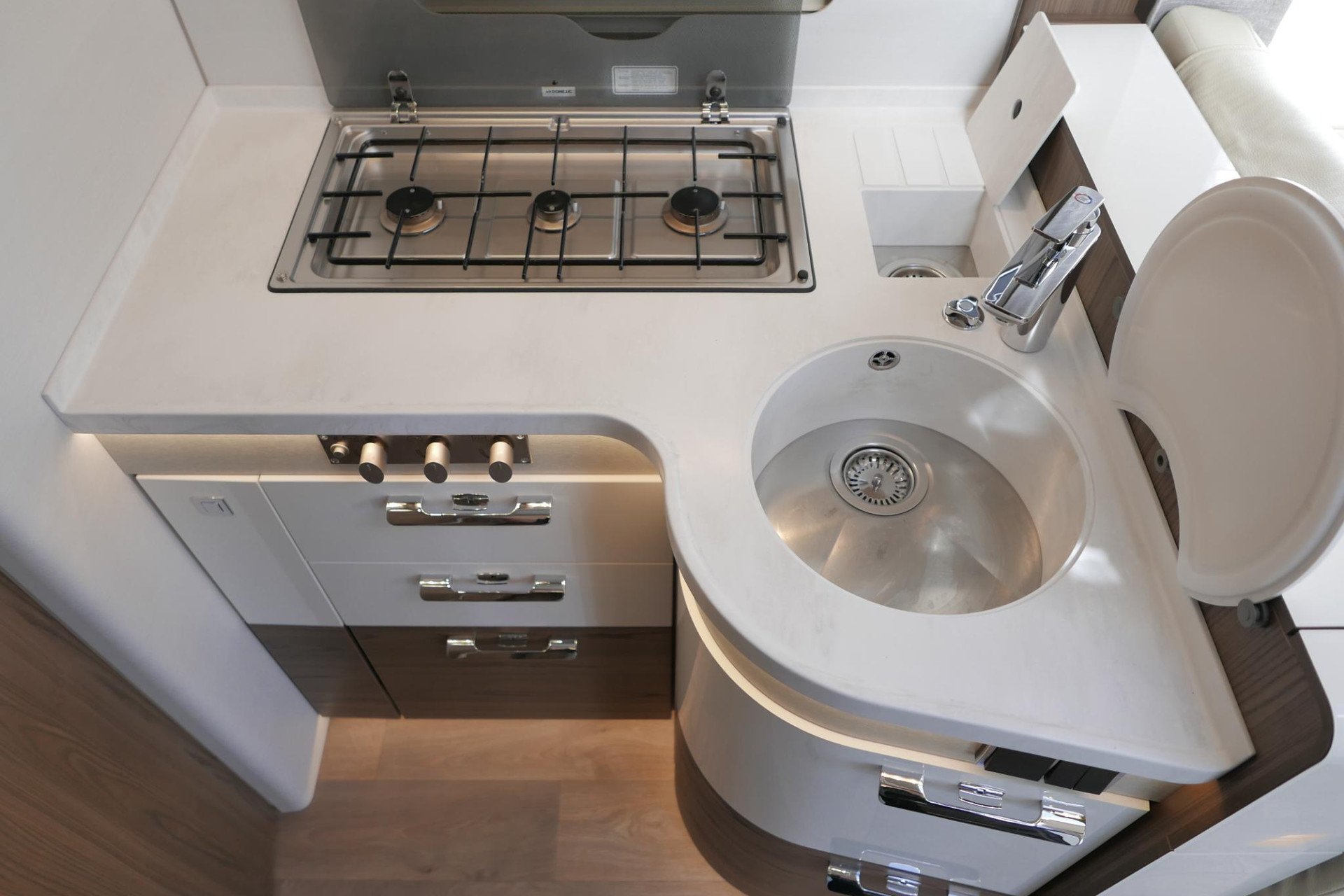 Hymer BML-I 780 MasterLine | Levelsysteem | Lithium | Airco | Enkele bedden
