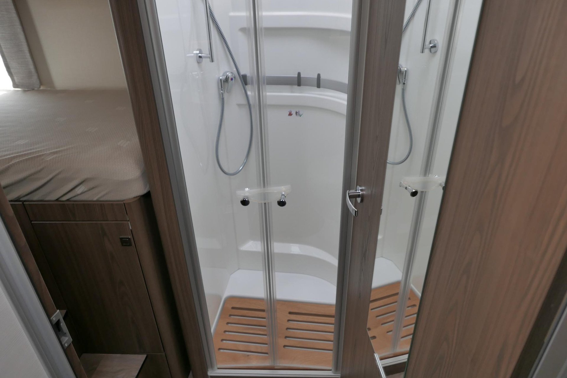 Hymer BML-I 780 MasterLine | Levelsysteem | Lithium | Airco | Enkele bedden