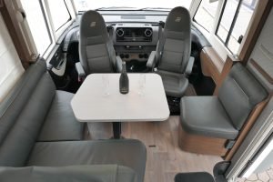 Hymer BML-I 790 MasterLine | Queensbed | Levelsysteem | Hefbed | Lithium |