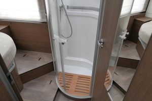 Hymer BML-I 790 MasterLine | Queensbed | Levelsysteem | Hefbed | Lithium |