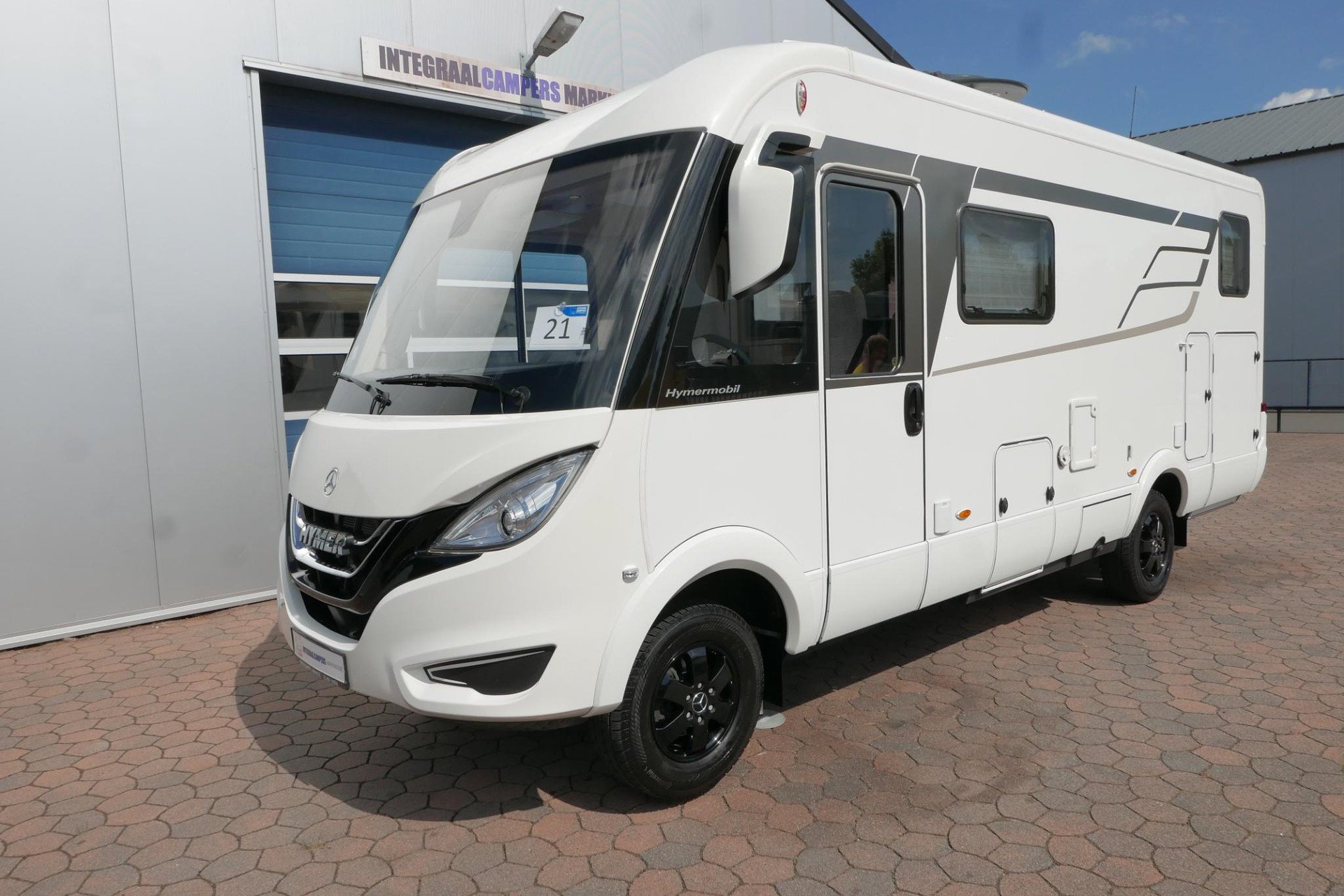 Hymer BMC-I 580 ModernComfort | Bovenkastjes | Levelsysteem | Omvormer | Zonnepanelen