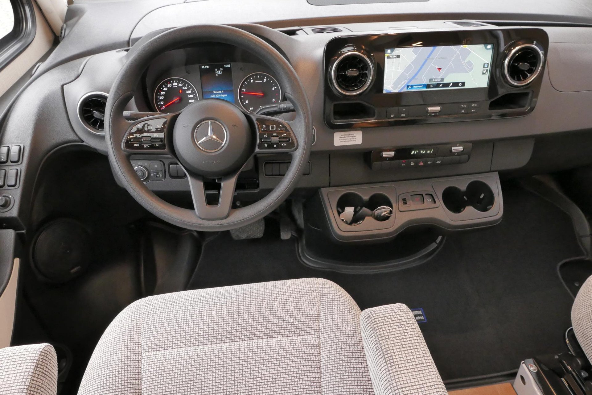Hymer BMC-I 580 ModernComfort | Bovenkastjes | Levelsysteem | Omvormer | Zonnepanelen