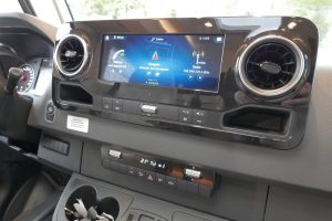 Hymer BMC-I 580 ModernComfort | Bovenkastjes | Levelsysteem | Omvormer | Zonnepanelen