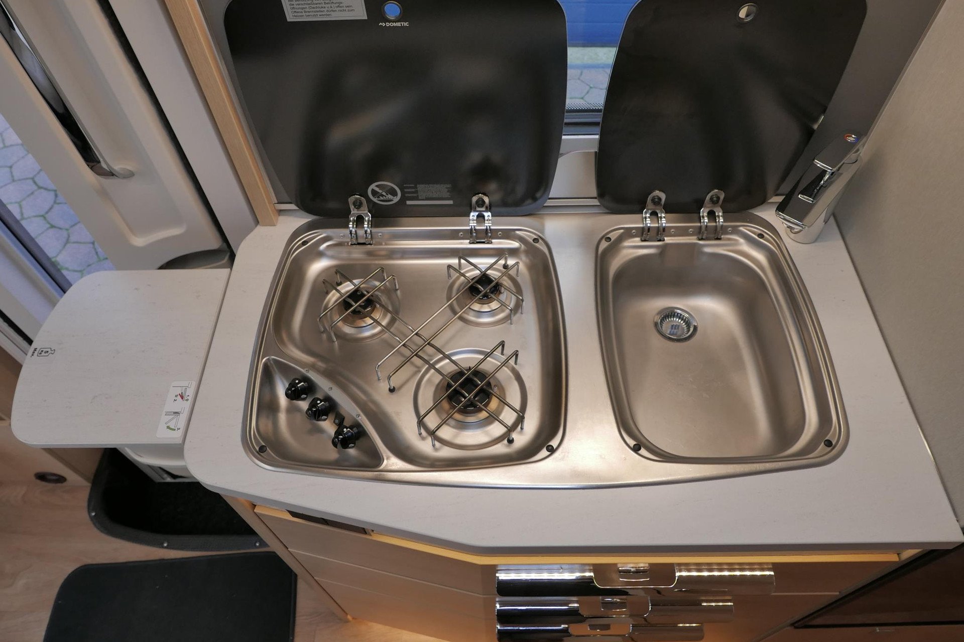 Hymer BMC-I 580 ModernComfort | Bovenkastjes | Levelsysteem | Omvormer | Zonnepanelen
