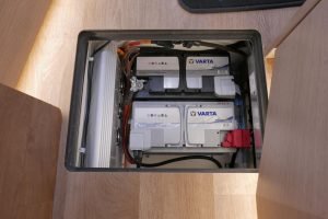 Hymer BMC-I 580 ModernComfort | Bovenkastjes | Levelsysteem | Omvormer | Zonnepanelen