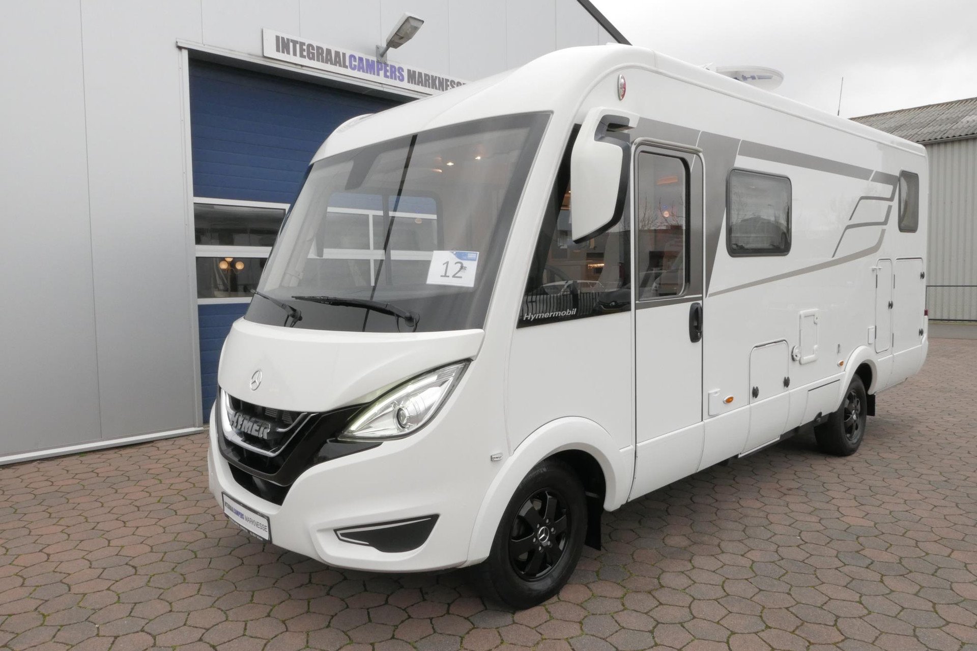 Hymer BMC-I 580 ModernComfort | Bovenkastjes | Levelsysteem | Omvormer | Zonnepanelen