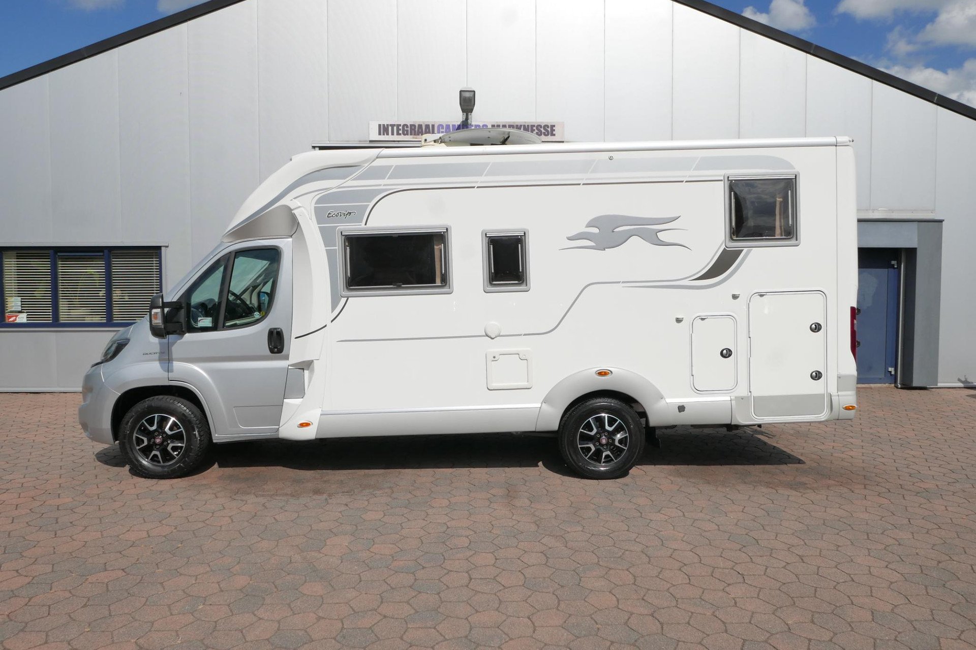 Laika Ecovip 309 | Enkele bedden | 6.99m | Zonnepaneel | Schotel
