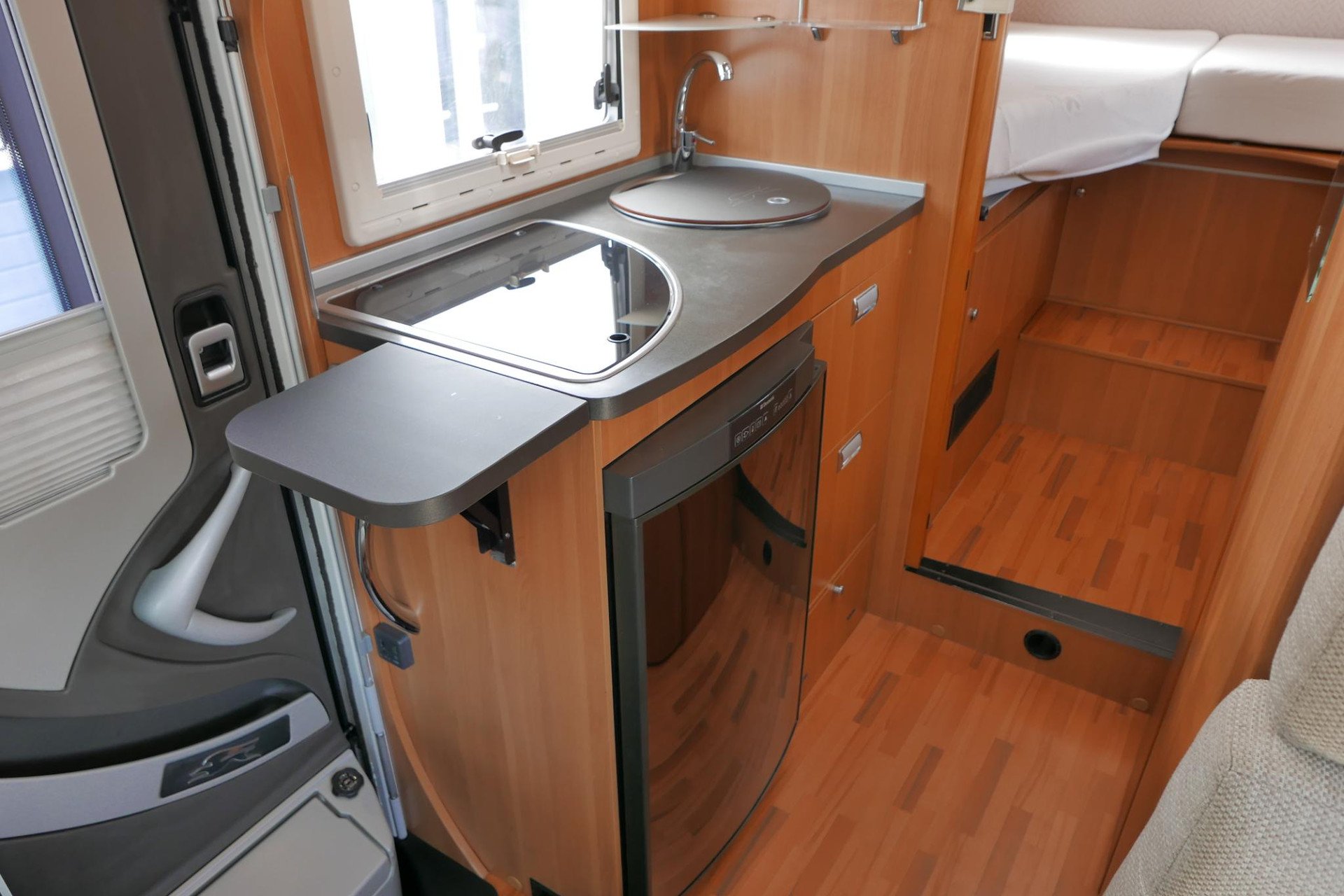 Laika Ecovip 309 | Enkele bedden | 6.99m | Zonnepaneel | Schotel