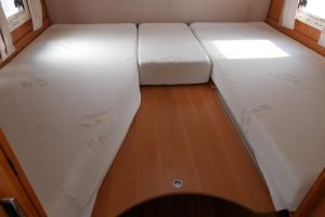 Laika Ecovip 309 | Enkele bedden | 6.99m | Zonnepaneel | Schotel