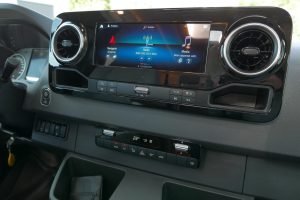 Hymer BMC-T 690 | Mercedes | 280 Ah Lithium | Queensbed |
