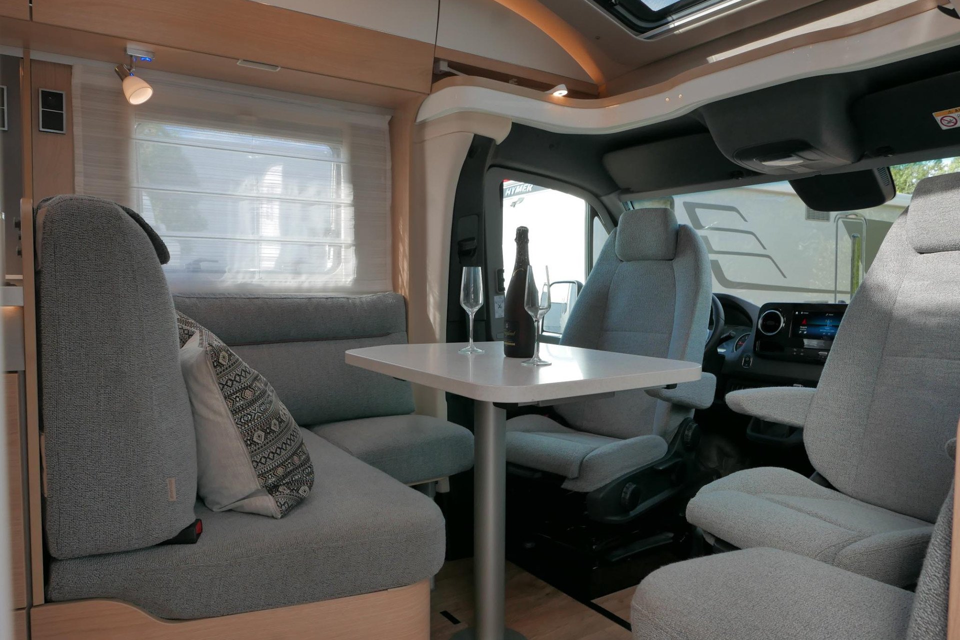 Hymer BMC-T 690 | Mercedes | 280 Ah Lithium | Queensbed |