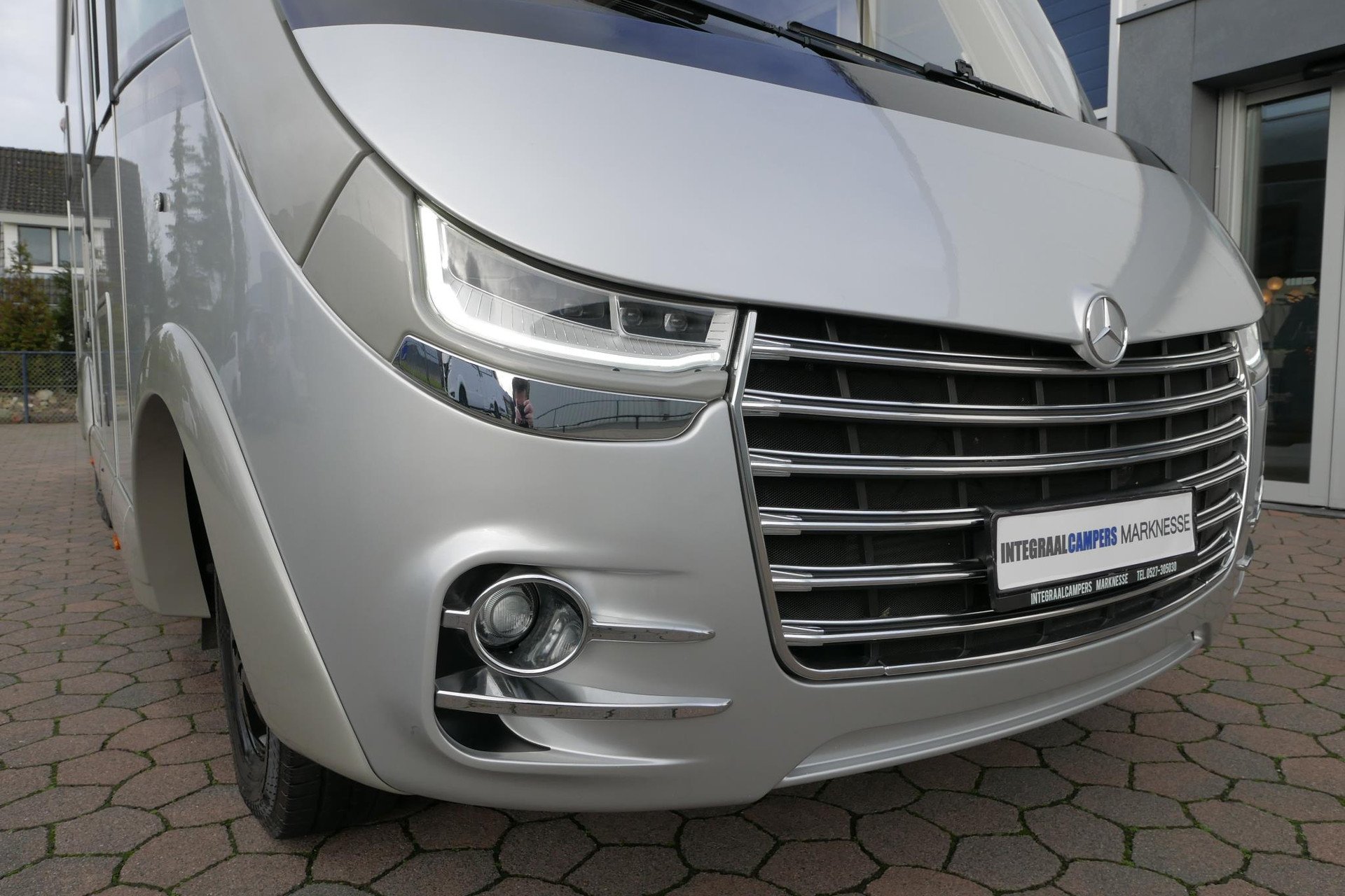 Carthago Chic E-Line l 50 LE DA | Silverline | Mercedes-Benz | Levelsysteem | Zonnepanelen |