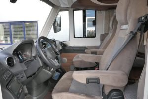 Carthago Chic E-Line l 50 LE DA | Silverline | Mercedes-Benz | Levelsysteem | Zonnepanelen |