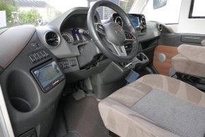 Carthago Chic E-Line l 50 LE DA | Silverline | Mercedes-Benz | Levelsysteem | Zonnepanelen |