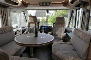 Carthago Chic E-Line l 50 LE DA | Silverline | Mercedes-Benz | Levelsysteem | Zonnepanelen |