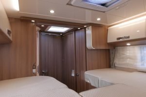 Carthago Chic E-Line l 50 LE DA | Silverline | Mercedes-Benz | Levelsysteem | Zonnepanelen |