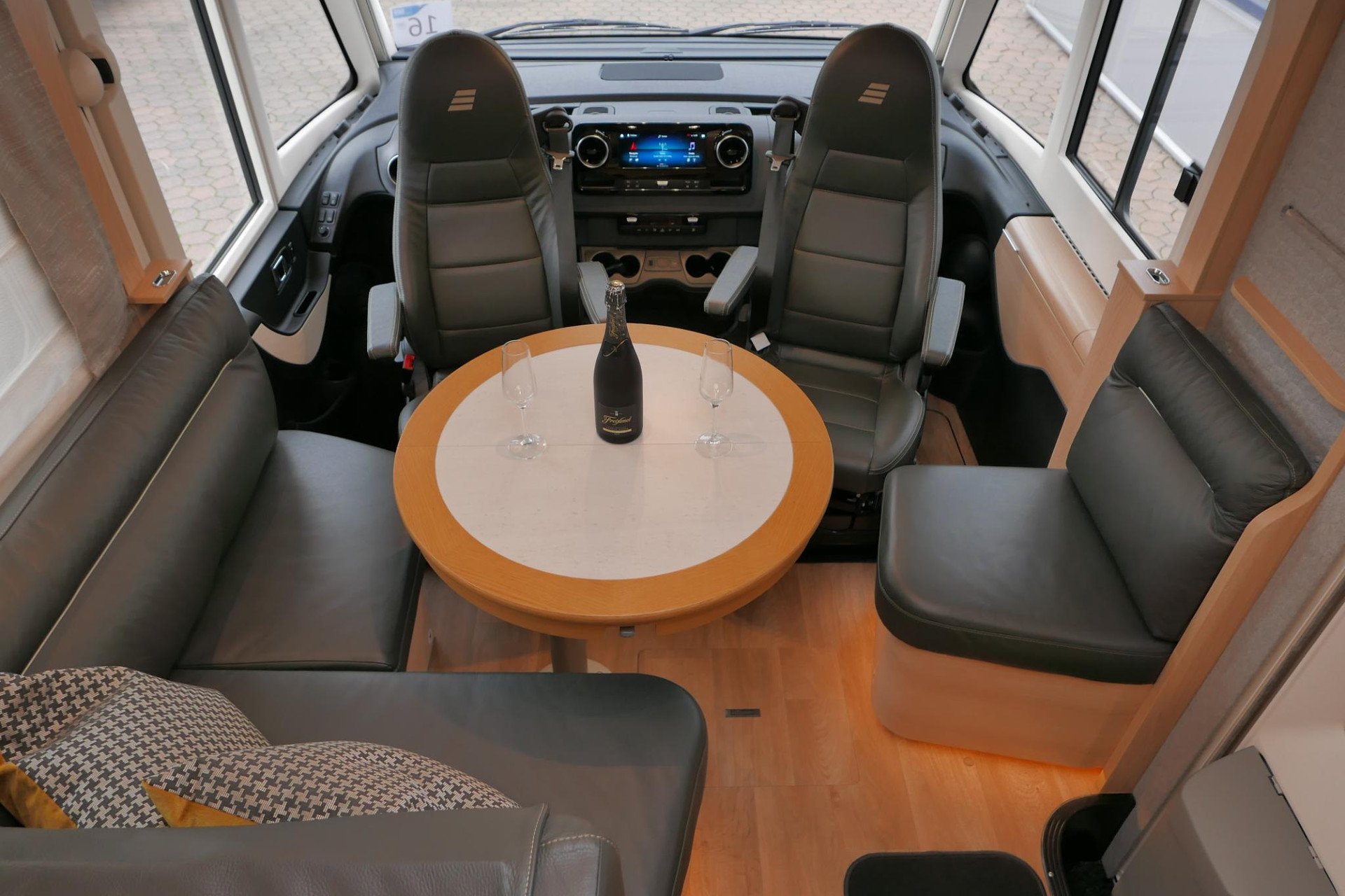 Hymer BML-I 780 MasterLine  | Levelsysteem | Lithium | Airco | Vol