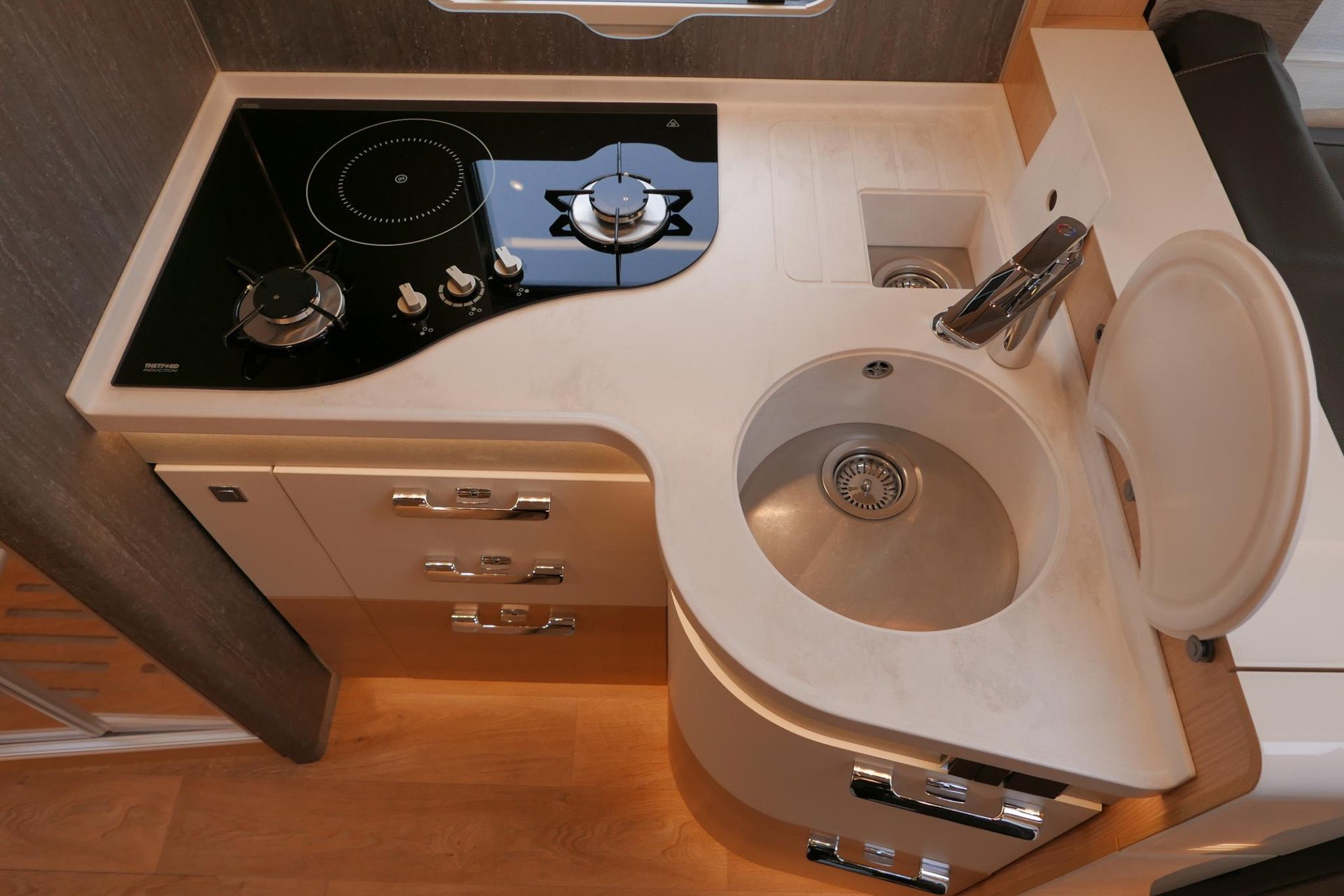 Hymer BML-I 780 MasterLine  | Levelsysteem | Lithium | Airco | Vol